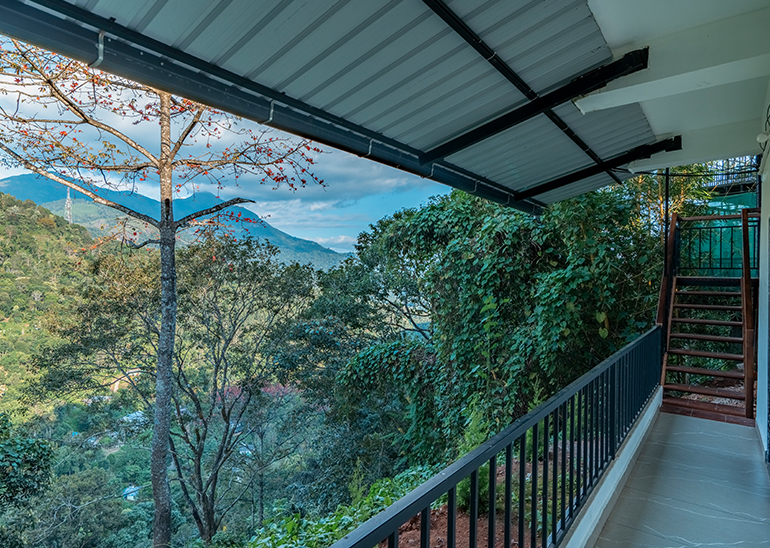 Stay in Munnar